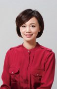 舞美设计：就有很强的娱乐性